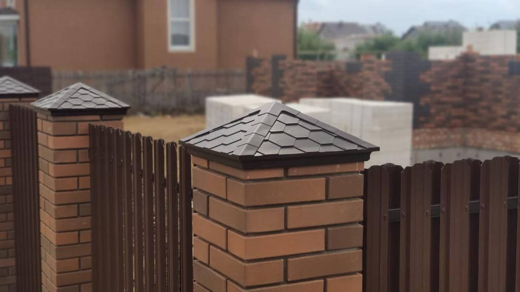 Колпак Zking Эверест Коричневый на столб 1.5х1.5 кирпича (390х390мм) в Краснодаре фото