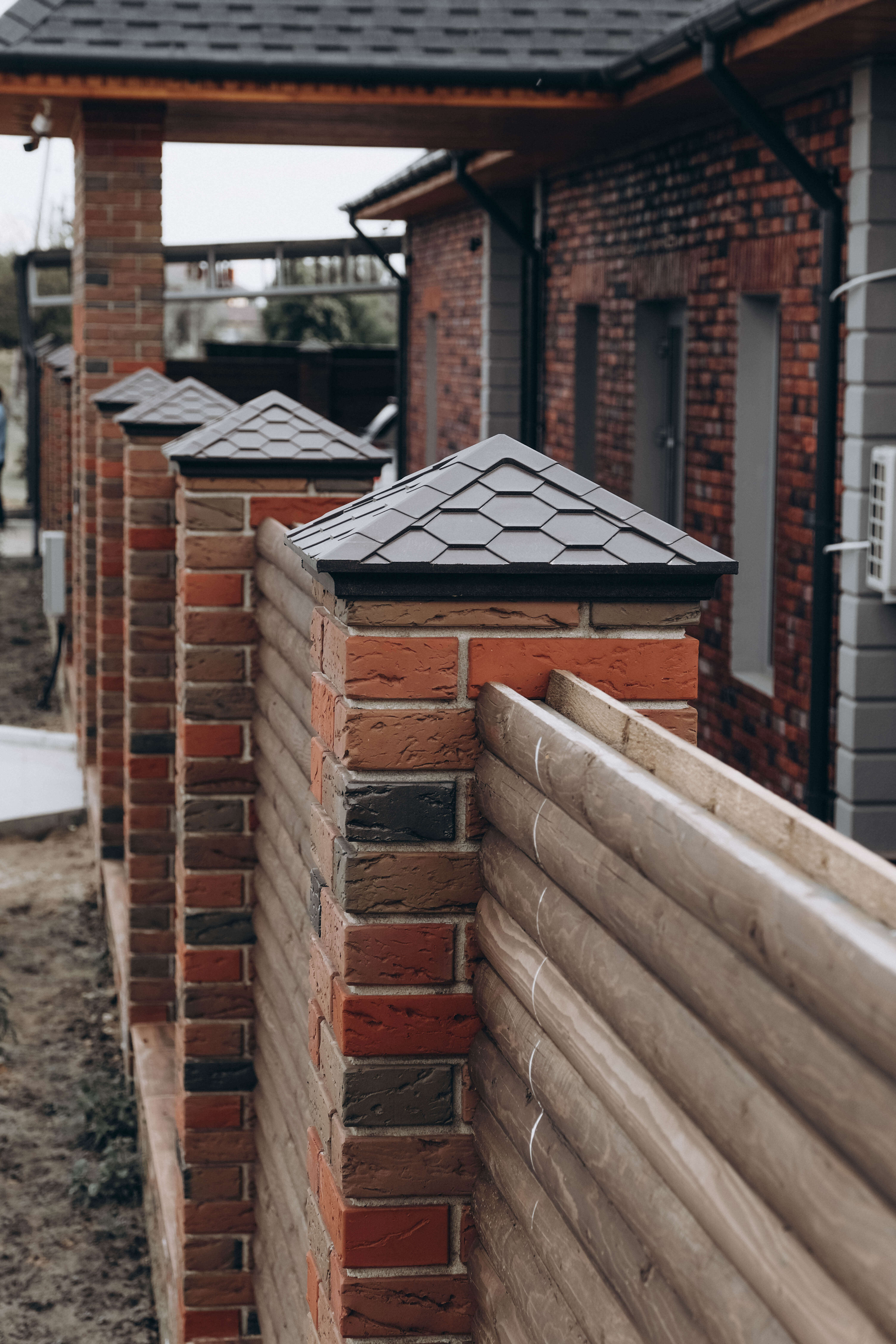 Колпак Zking Эверест Коричневый на столб 1.5х1.5 кирпича (390х390мм) в Краснодаре фото